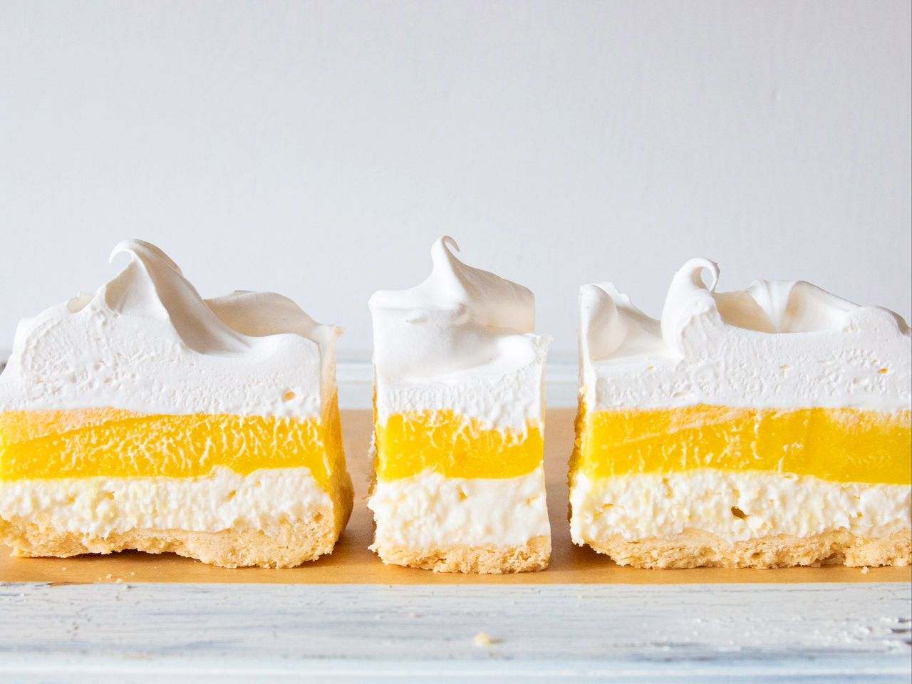 layered lemon dessert