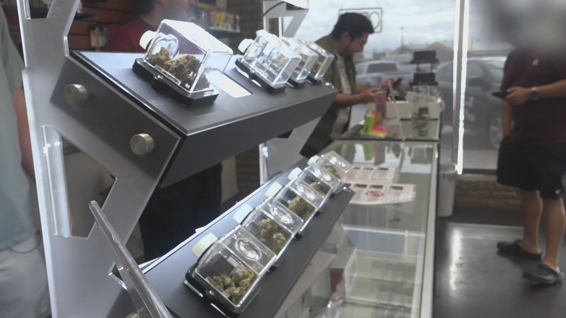 Waco hemp store owners say 'ridiculous' new law will destroy their