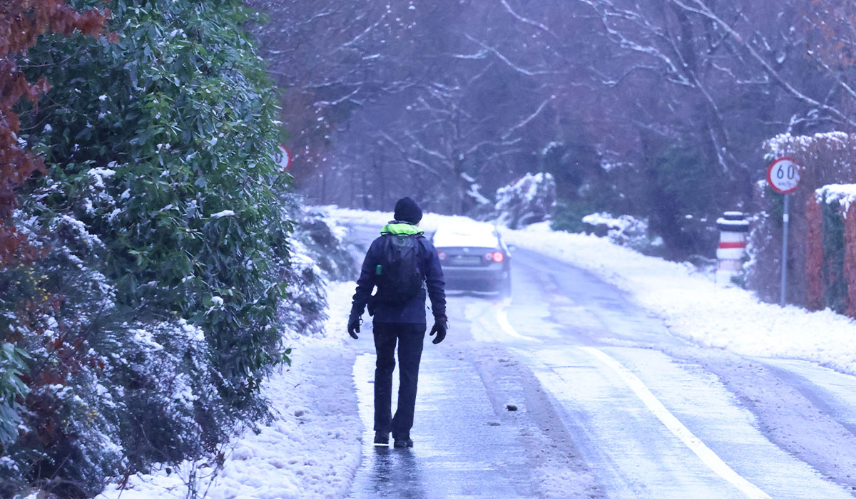 Met Eireann issues snow and ice warning for five counties