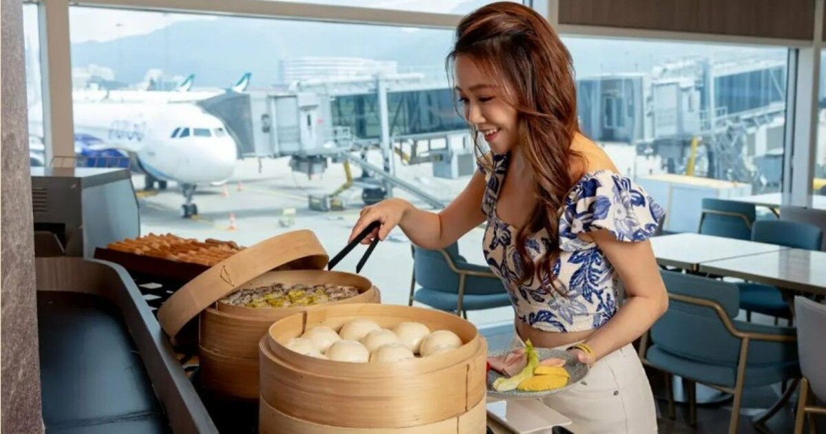 年会費7万円分の「空港ラウンジ」をエコノミークラスでも“無料”で