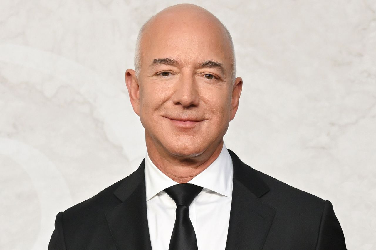 Jeff Bezos Has First Major New Company Role Since Leaving Amazon, at $6 ...