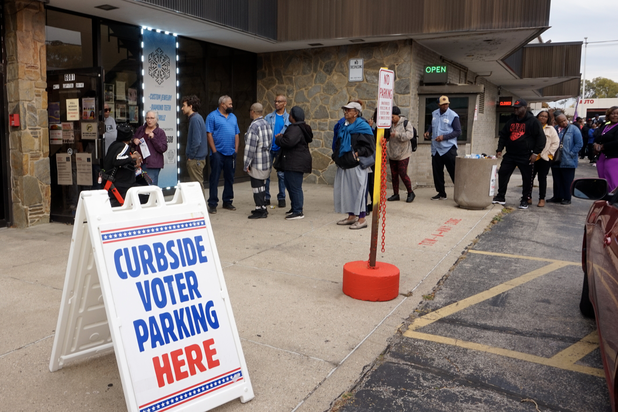 Wisconsin election officials seek more flexibility in proposed early ...
