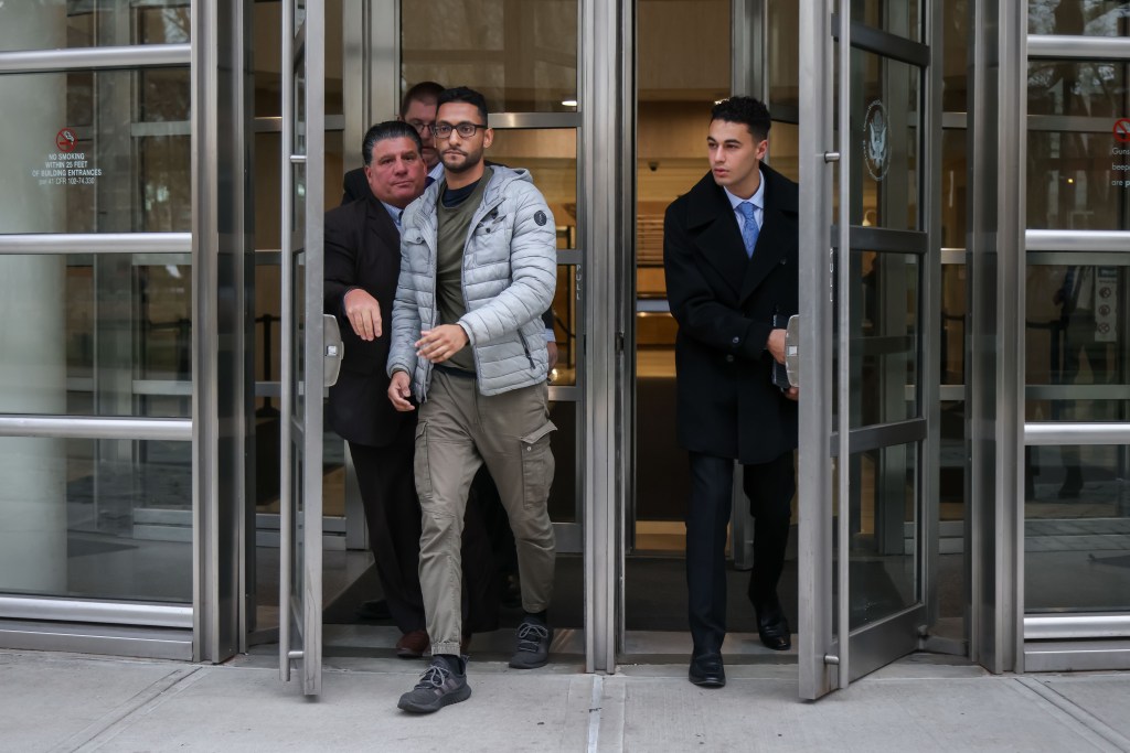 NYPD sergeant impersonates ICE agent in twisted revenge plot against ...