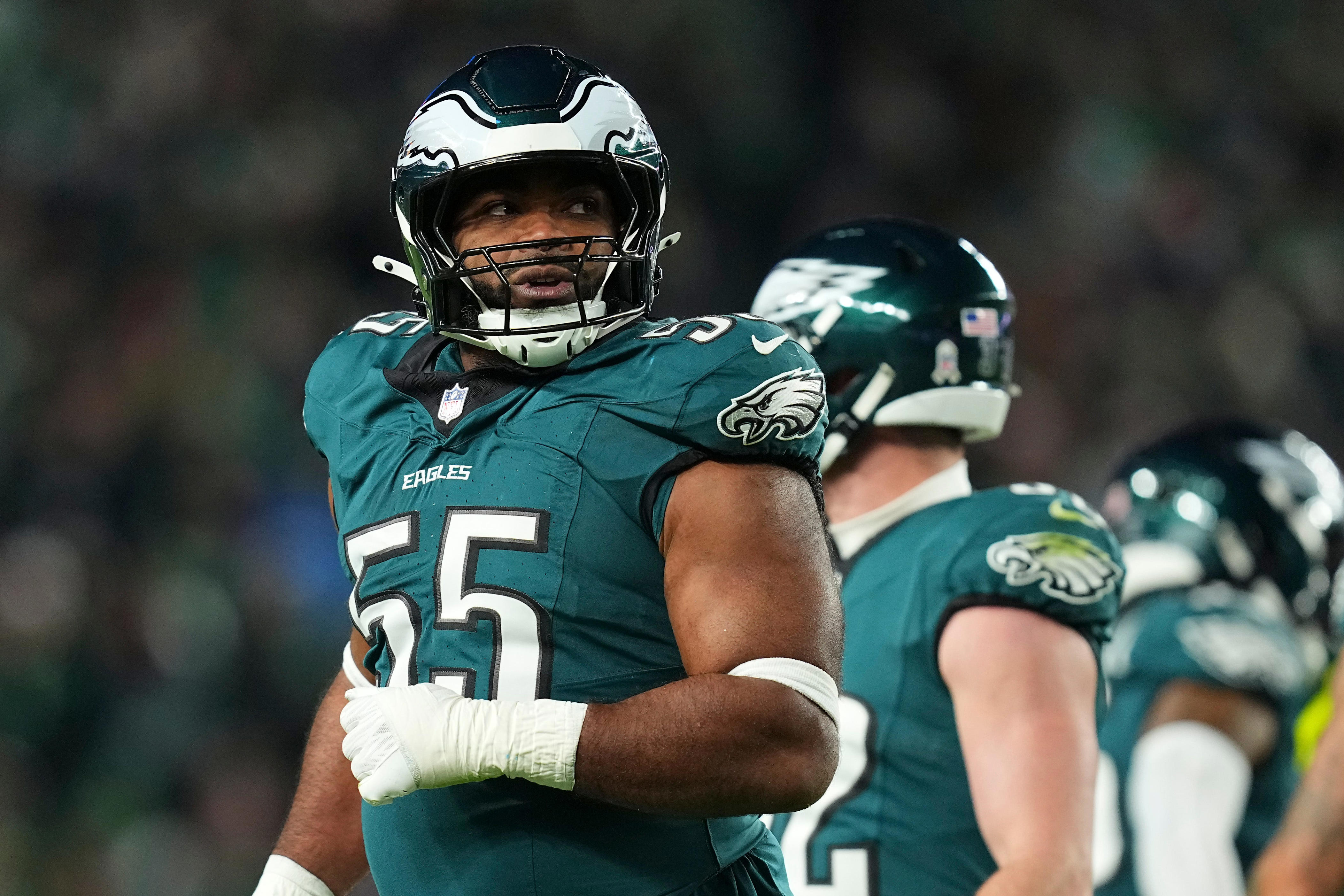 Eagles' Brandon Graham opens rivalry week by jabbing at the Cowboys