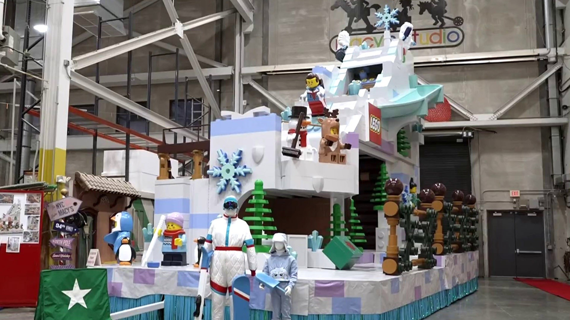 See the new LEGO Macy’s Thanksgiving Day Parade float