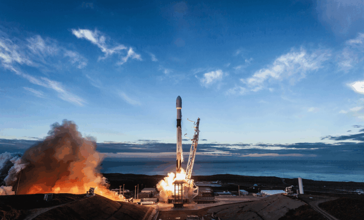FAA Ends Restrictions On Daytime Rocket Launches Following Shutdown