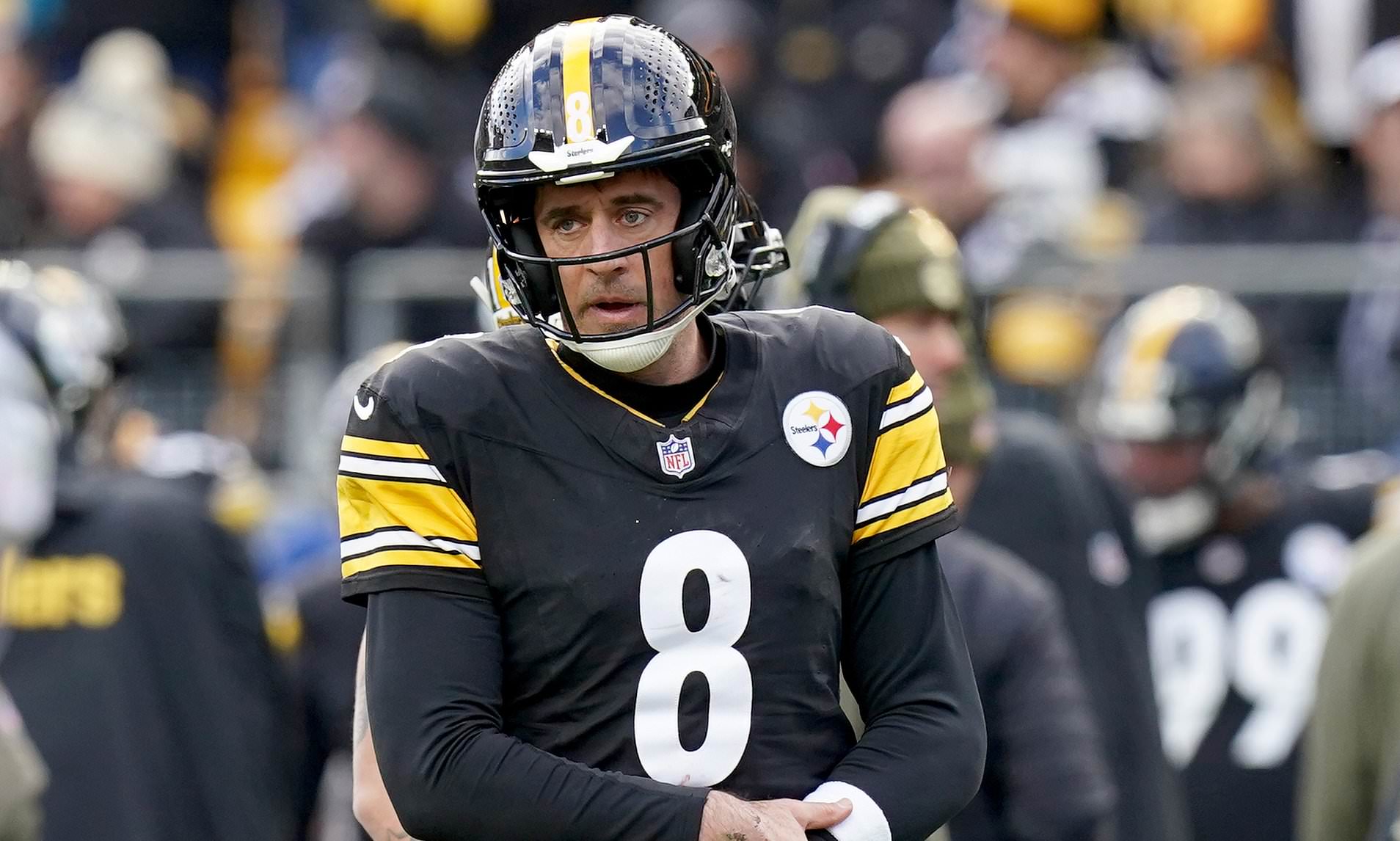 Aaron Rodgers discovers full extent of wrist injury amid fears he ...