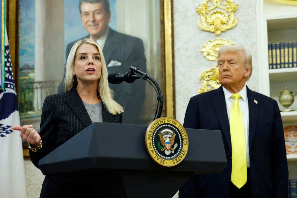 Here’s Why DOJ’s Investigation Could Keep Epstein Files Hidden—As Bill ...