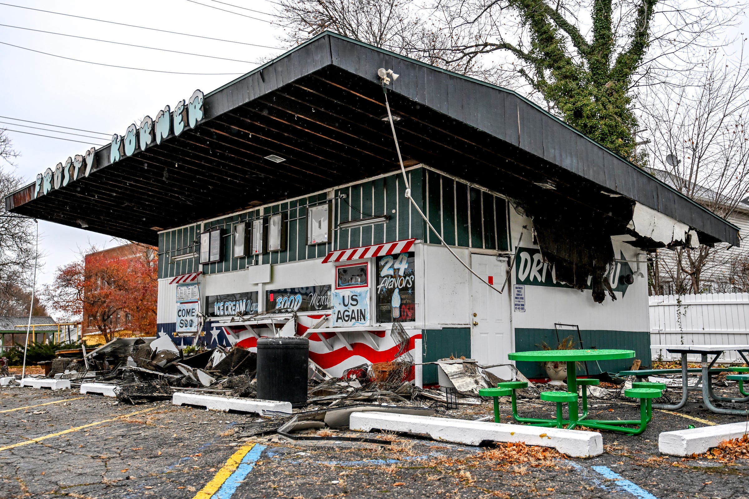 Fire at ice cream shop started with underground gas leak, officials said