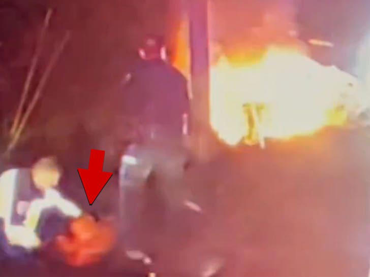 New Jersey Cops Rescue Driver From Burning Car in Dramatic Video