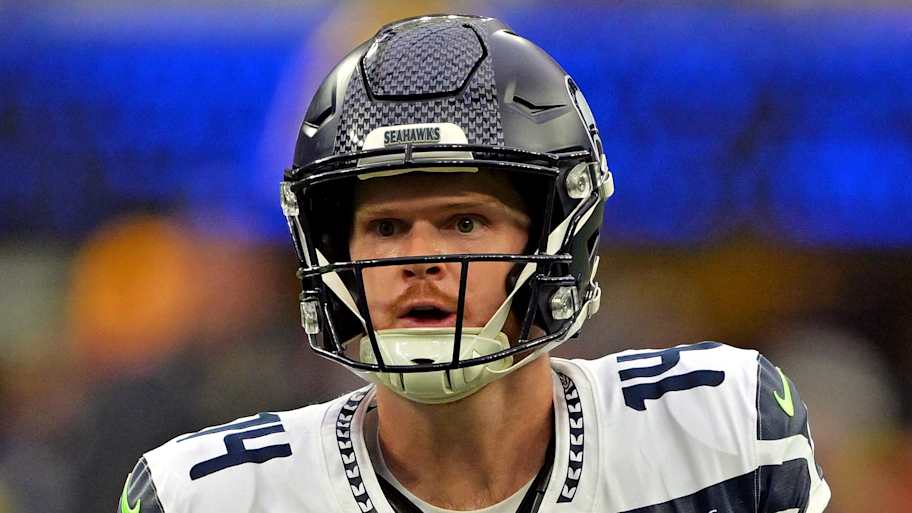 Analyst has key strategy suggestion for Seahawks in wake of Sam Darnold ...