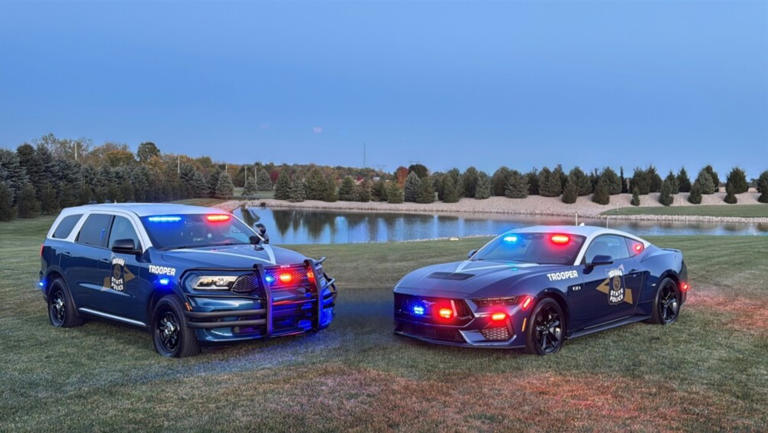Indiana State Police Revive Iconic 1965 Livery on Dodge Durangos and ...