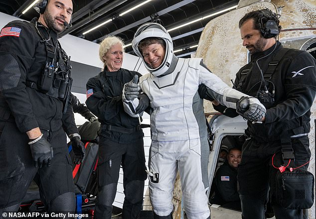 NASA astronaut's wife admits to lying about being victim of 'first ...