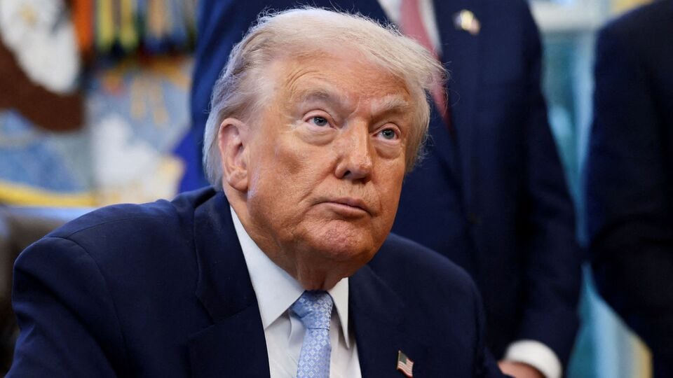 Trump's approval rating falls to 38% amid cost of living concerns and  Epstein controversy, poll shows