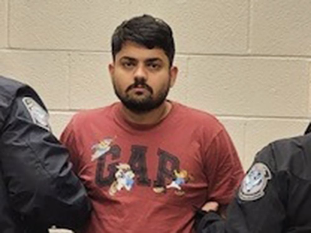 Fugitive wanted for murder in India caught trying to sneak into Canada ...