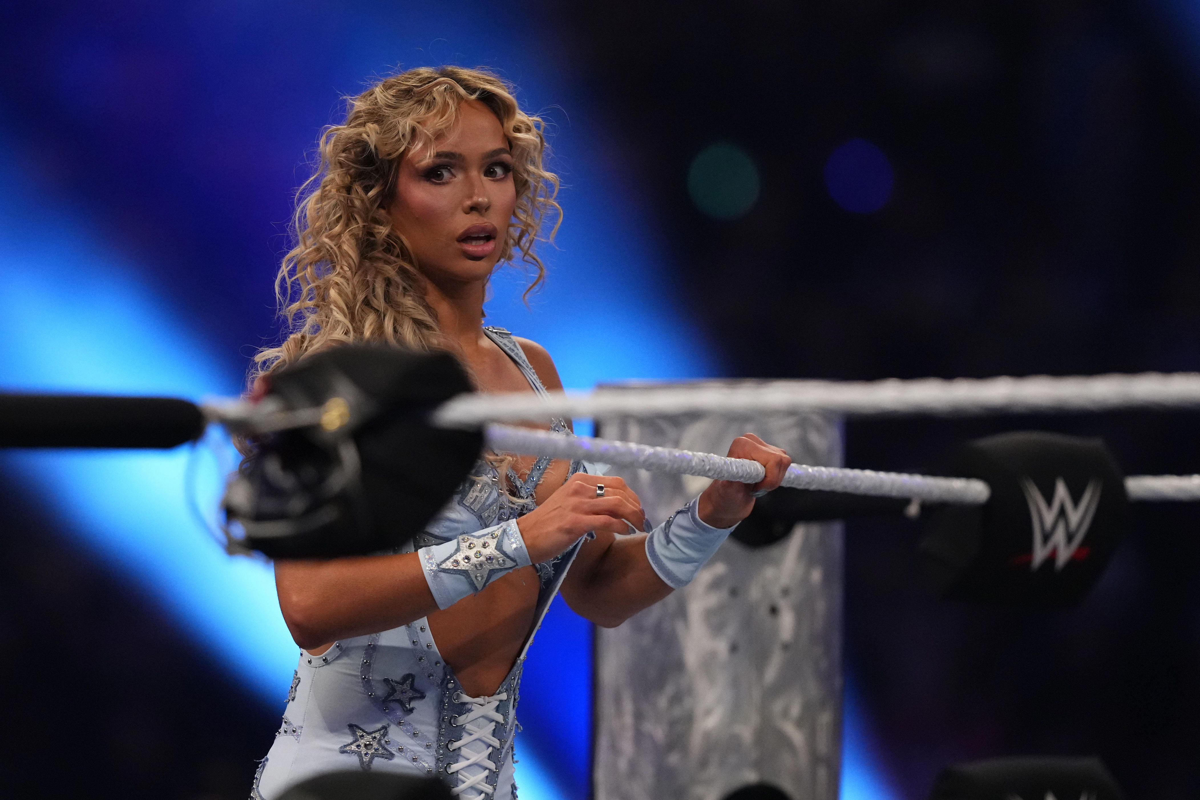 Maxxine Dupri, former Rams cheerleader and WWE Women's Intercontinental ...