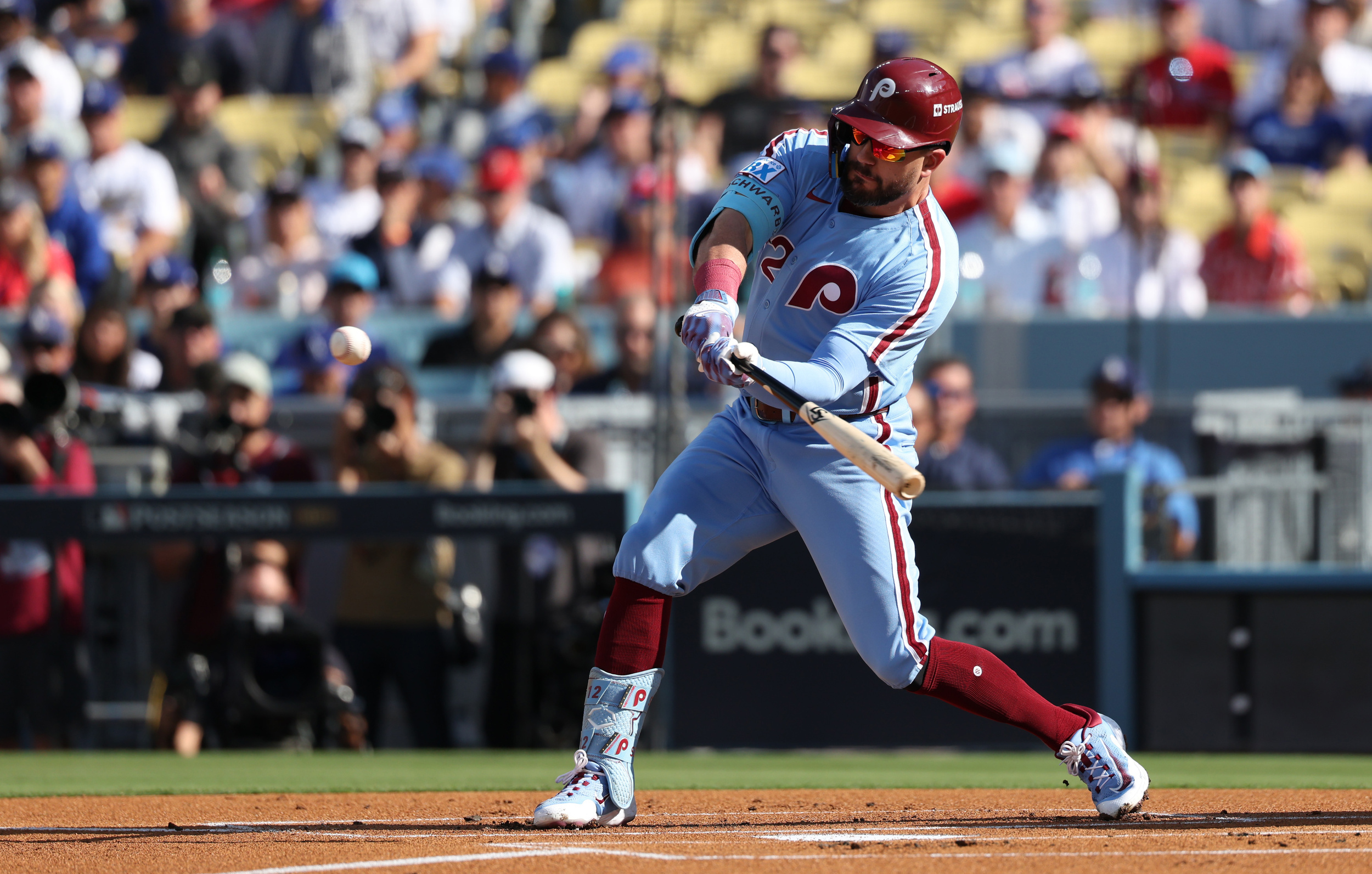 Kyle Schwarber is being pursued by a shocking team