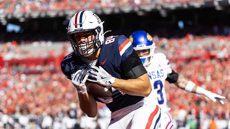 Three-Star 2026 Tight End Decommits From Arizona