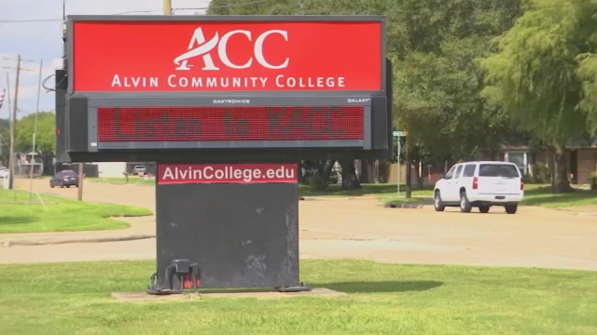 Former dual enrollment instructor arrested, accused of child sex crimes ...