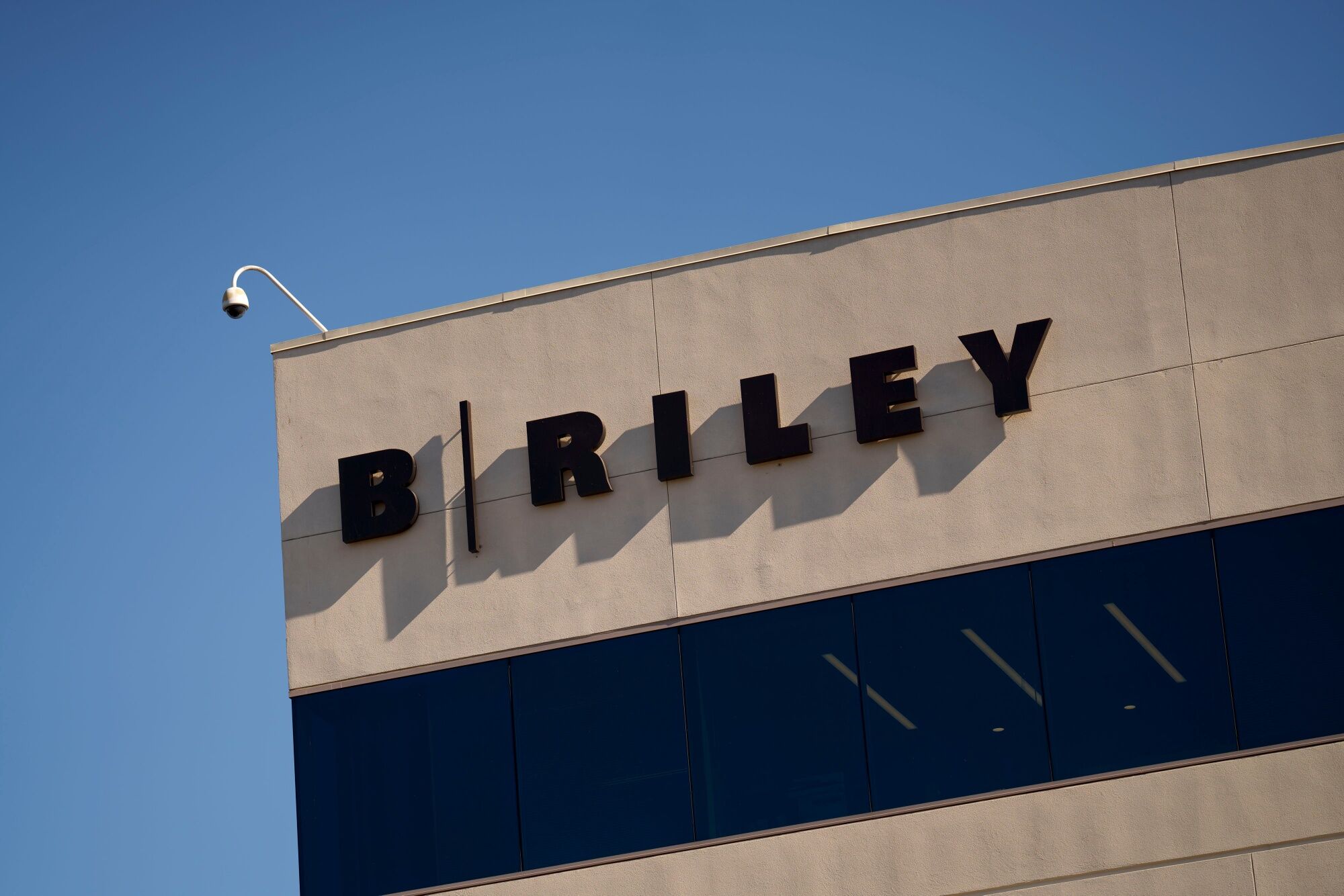 B. Riley Files Long-Overdue Report With Loss Instead of Profit