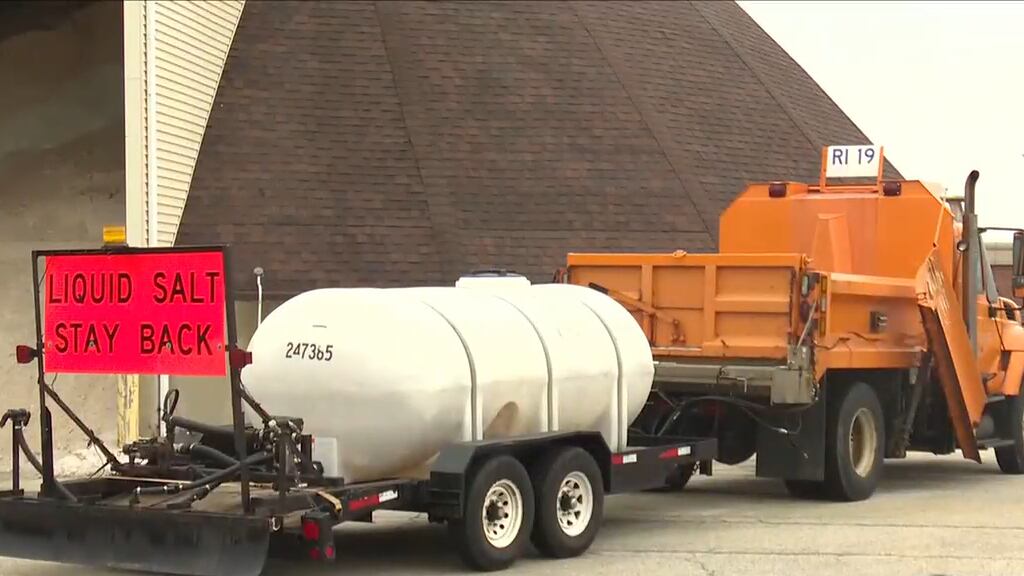 Illinois transportation crews prepare for winter weather