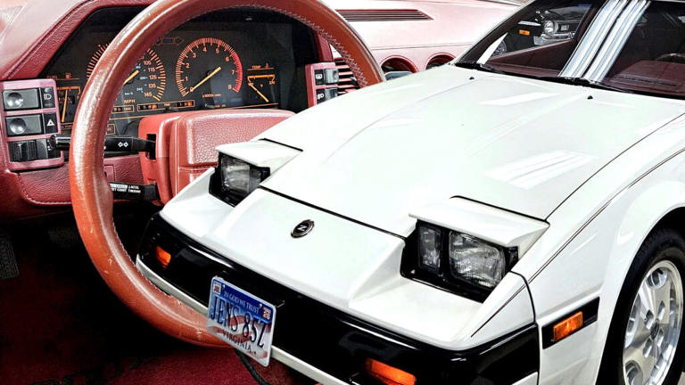 This 1985 Nissan 300ZX Still Plays Its Greatest Hits On Cassette