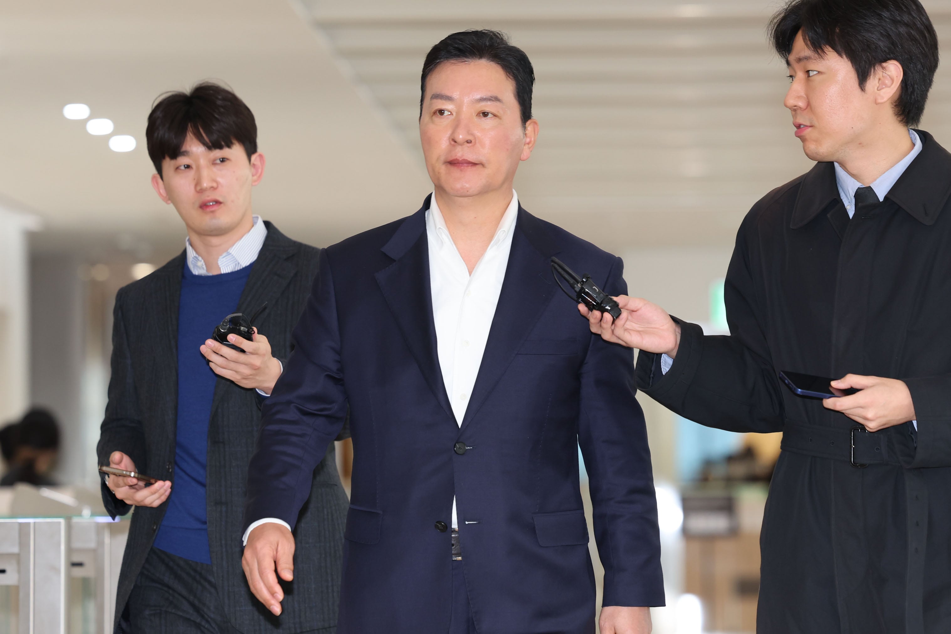 Police summon ex-security chief over Navy party abuse charges