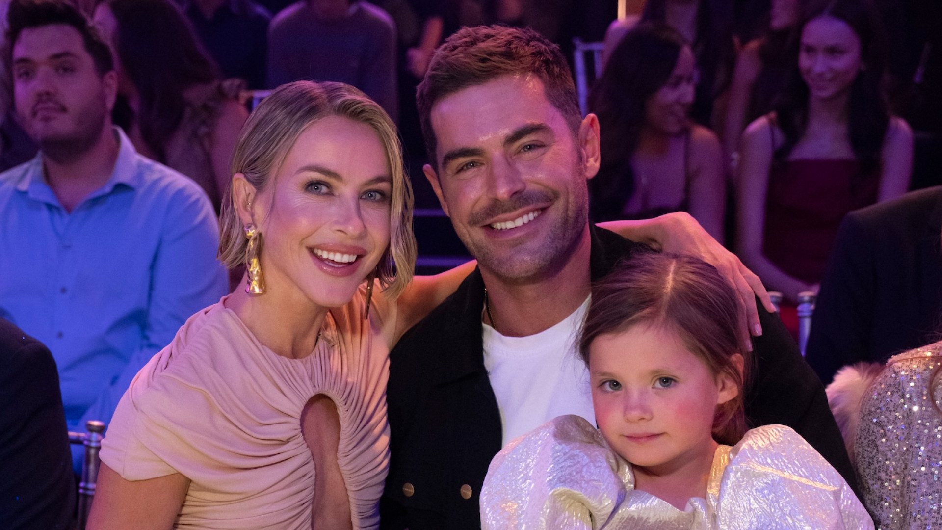 Zac Efron Spotted Supporting Brother Dylan During 'DWTS' Semi-Finals