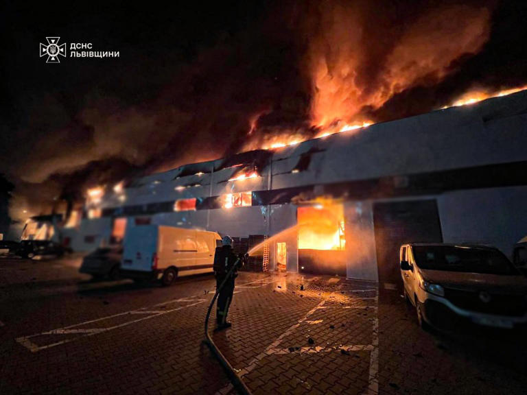 Russia-Ukraine war: New deadly strikes on Ternopil create toxic air