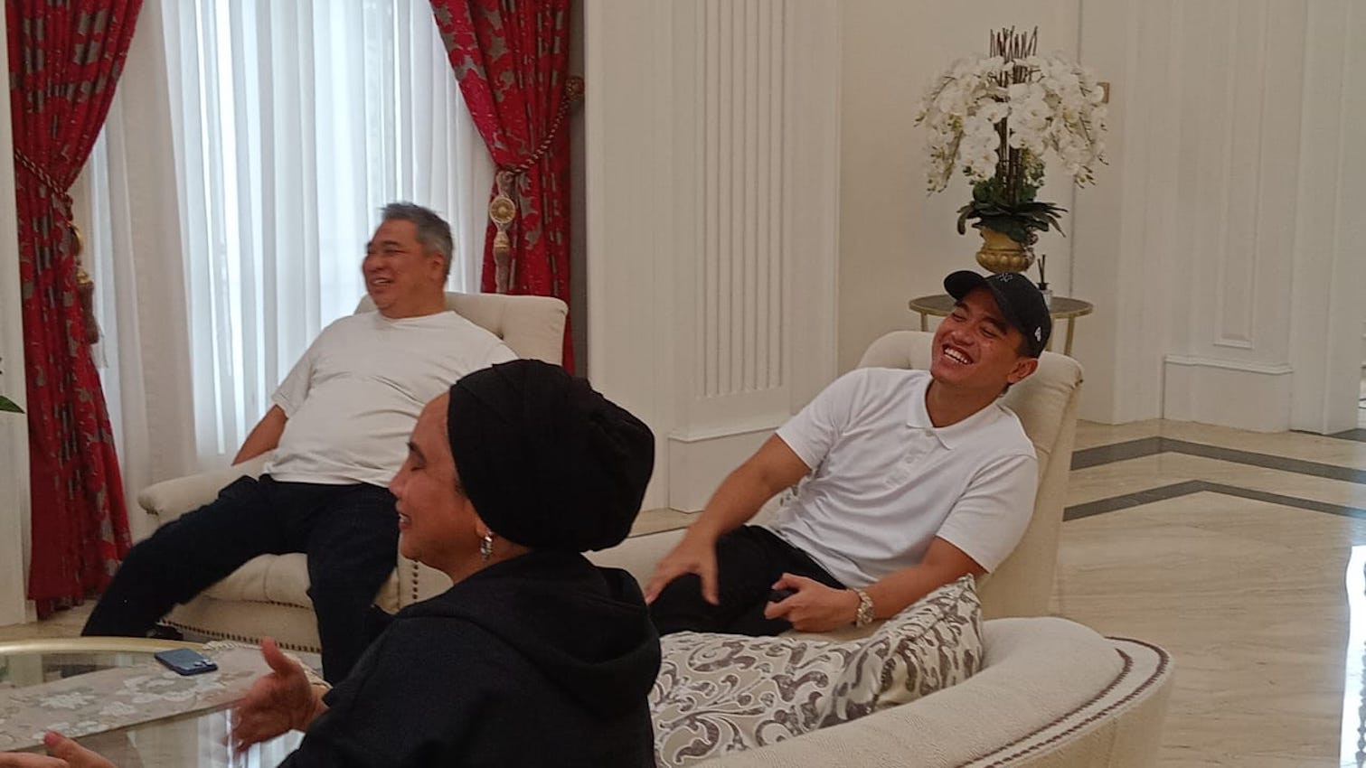 Anggap Penting Isi Tas Dibanding Elektabilitas, Ketum PSI Dianggap Toleransi Politik Uang