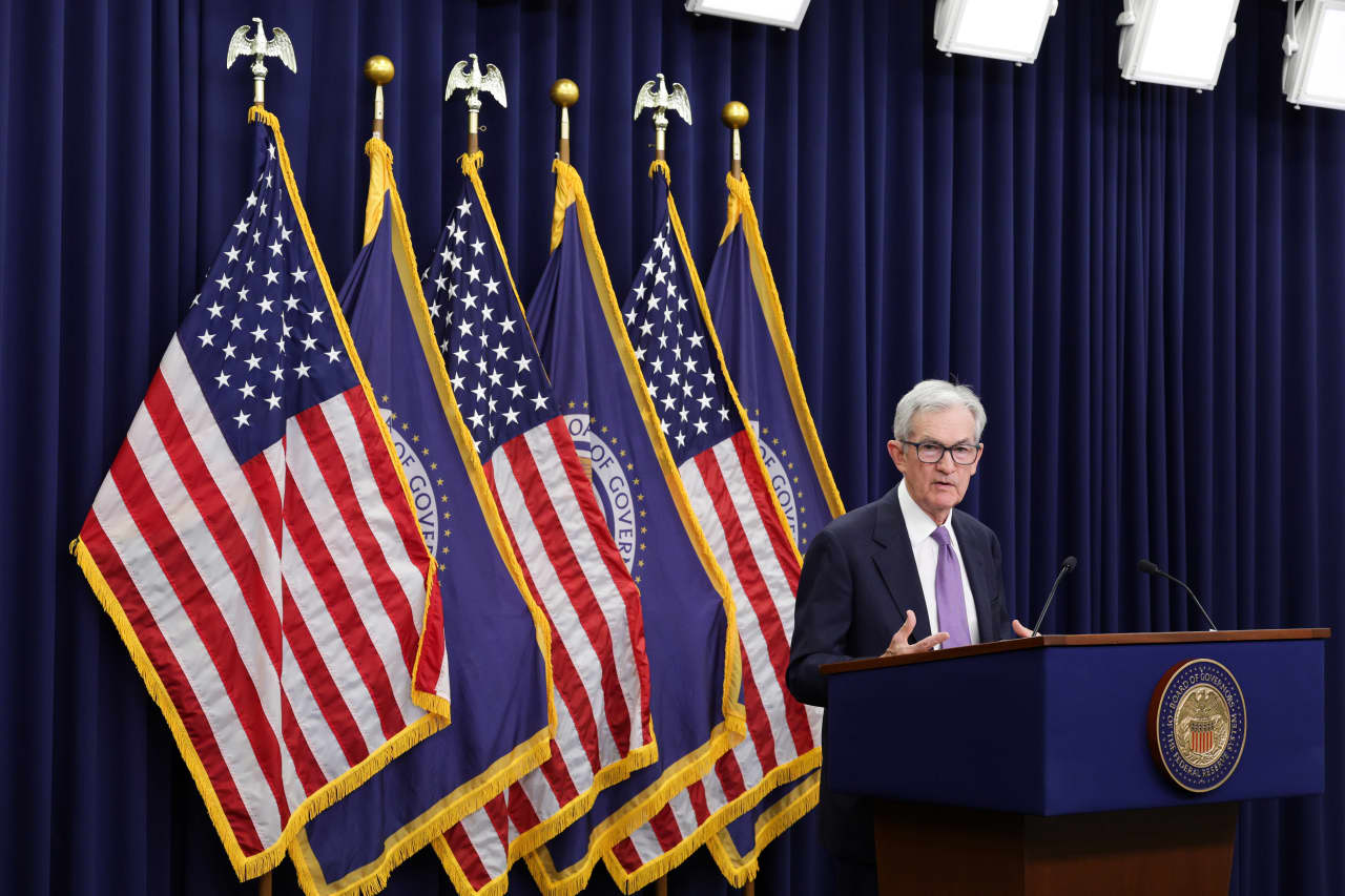 The Fed Minutes Show the Split Over a December Rate Cut