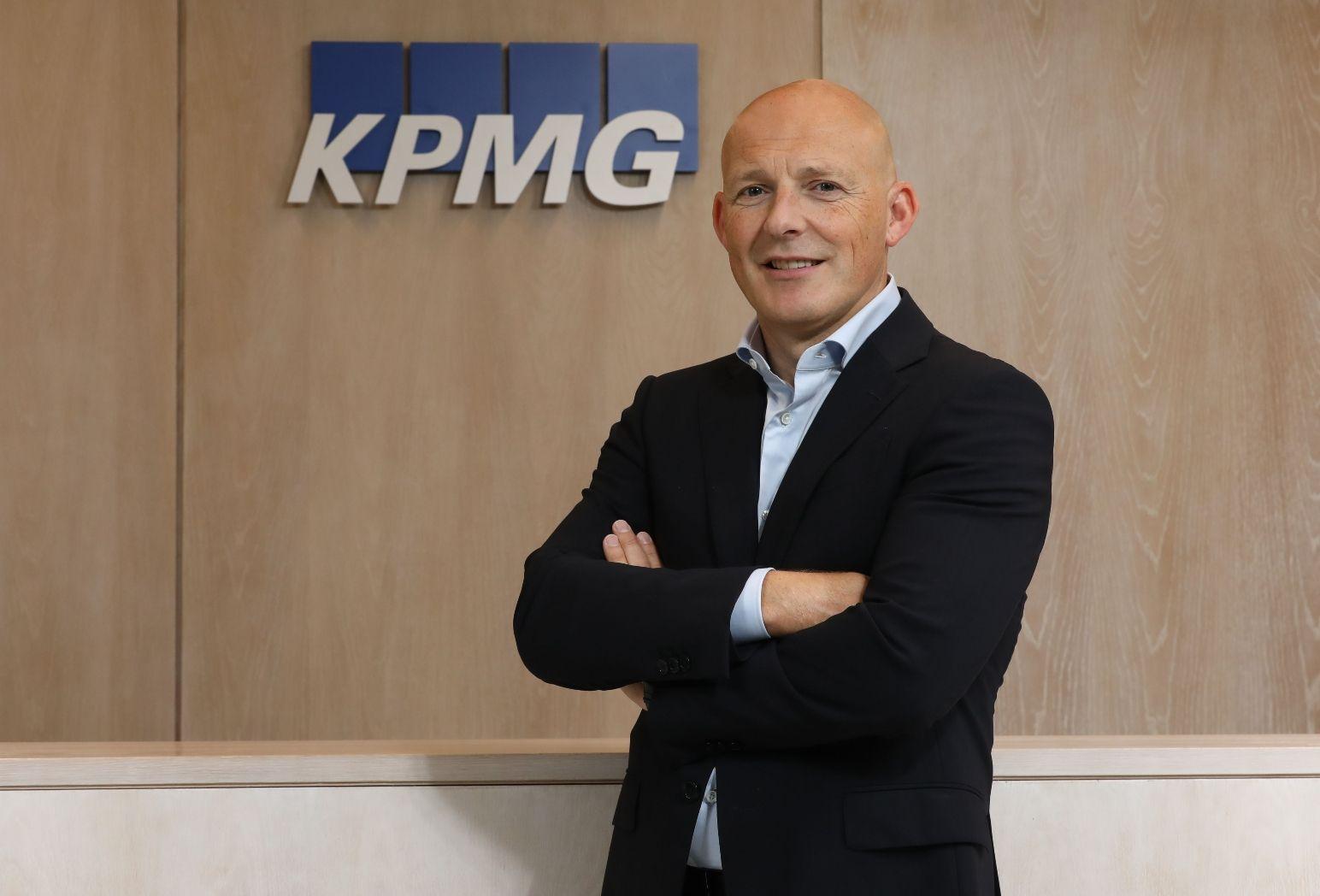 Northern Ireland CEOs focus on AI and cyber resilience while posting ...