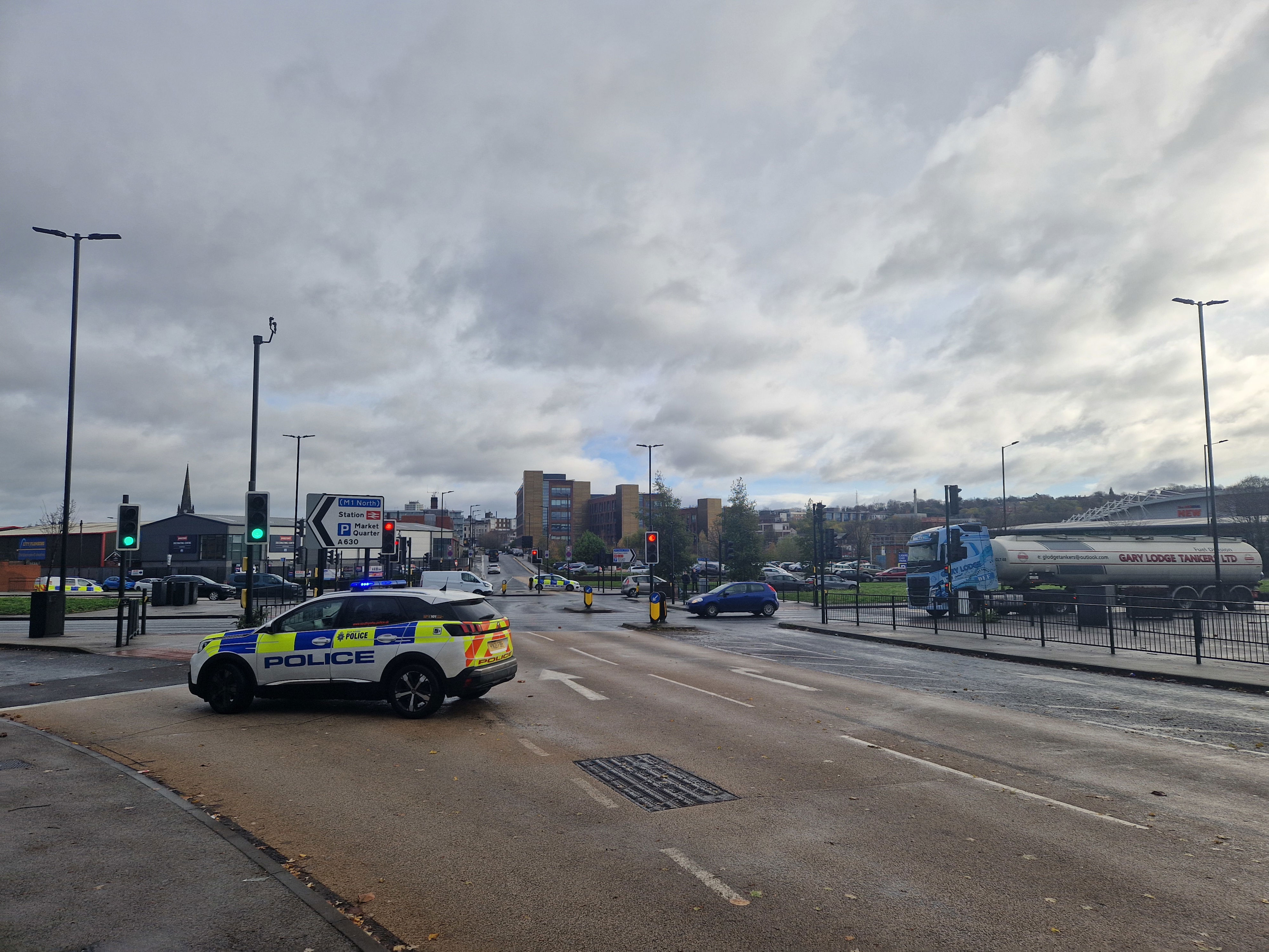 Centenary Way: Tragedy as man, 30, dies in hospital following crash on ...