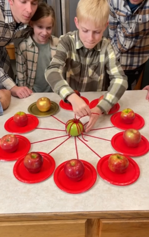 Apple Roulette – The Ultimate String Challenge