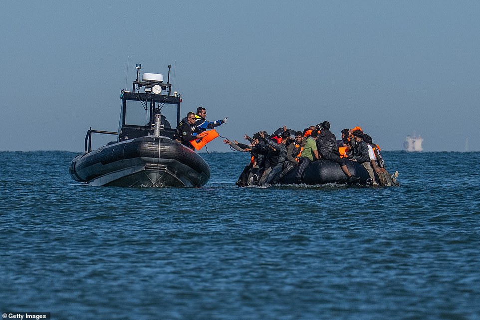 Report: French police to use nets to intercept migrants trying to cross ...