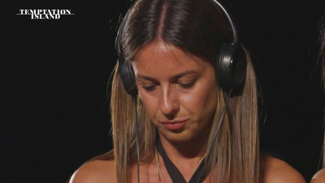 Giulia - Il primo falò