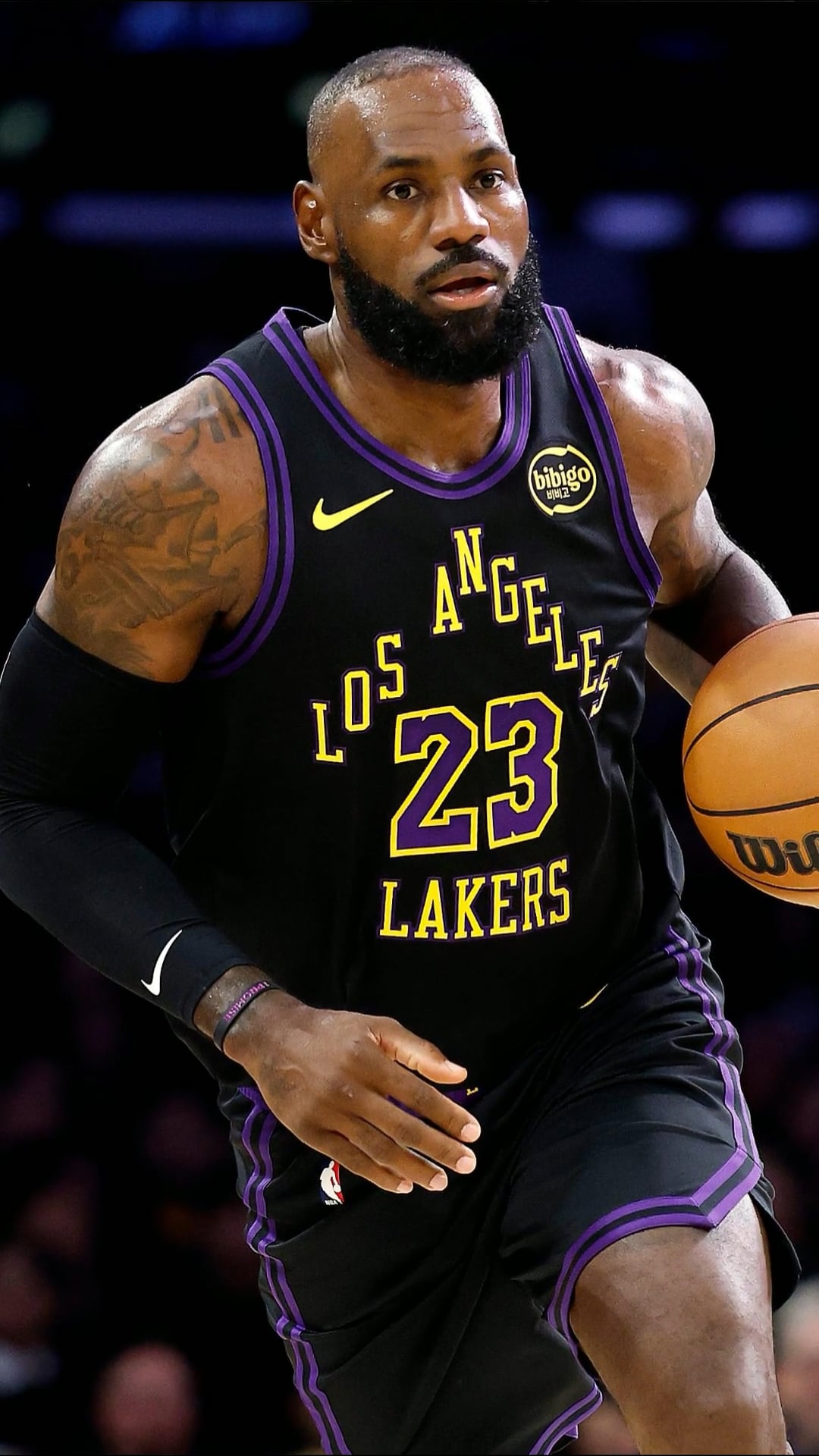 lebron james home in los angeles - Ilustrasi 3