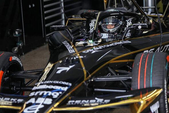 Meet Lamborghini racing driver and model Lindsay Brewer who started on ...