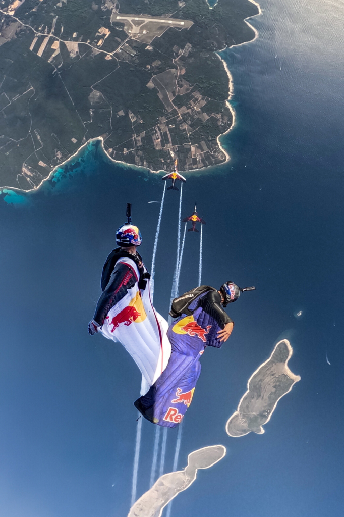 Daredevils tackle most extreme flying obstacle course ever