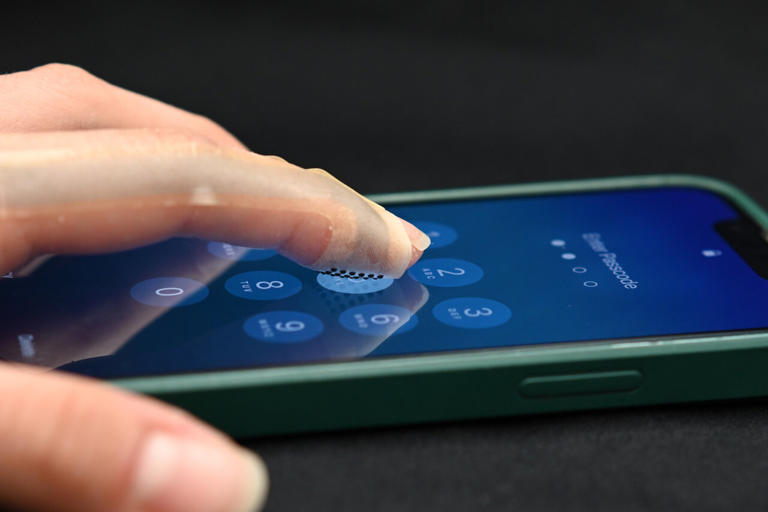 VoxeLite could add texture to touchscreens without interfering with real-world tasks. Credit: Sylvia Tan/Northwestern University