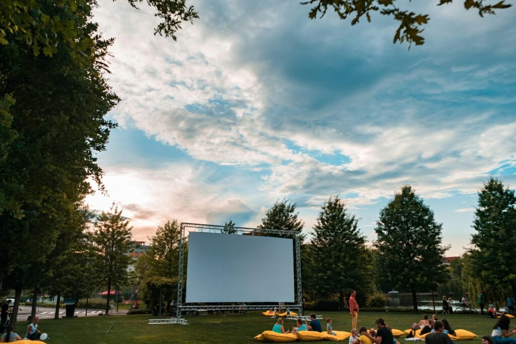 12 Forgotten ’70s Drive-In Theaters That Are Now Just Memories