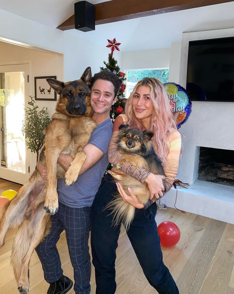 DWTS' Sasha Farber Reacts to Ex Emma Slater, Alan Bersten's PDA Moment