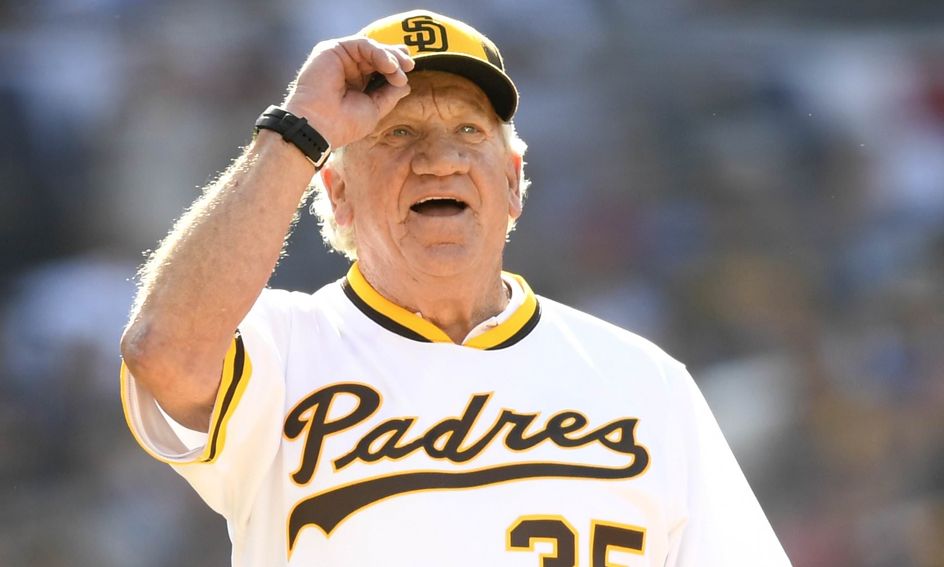 Tributes pour in as legendary baseball pitcher dies aged 75