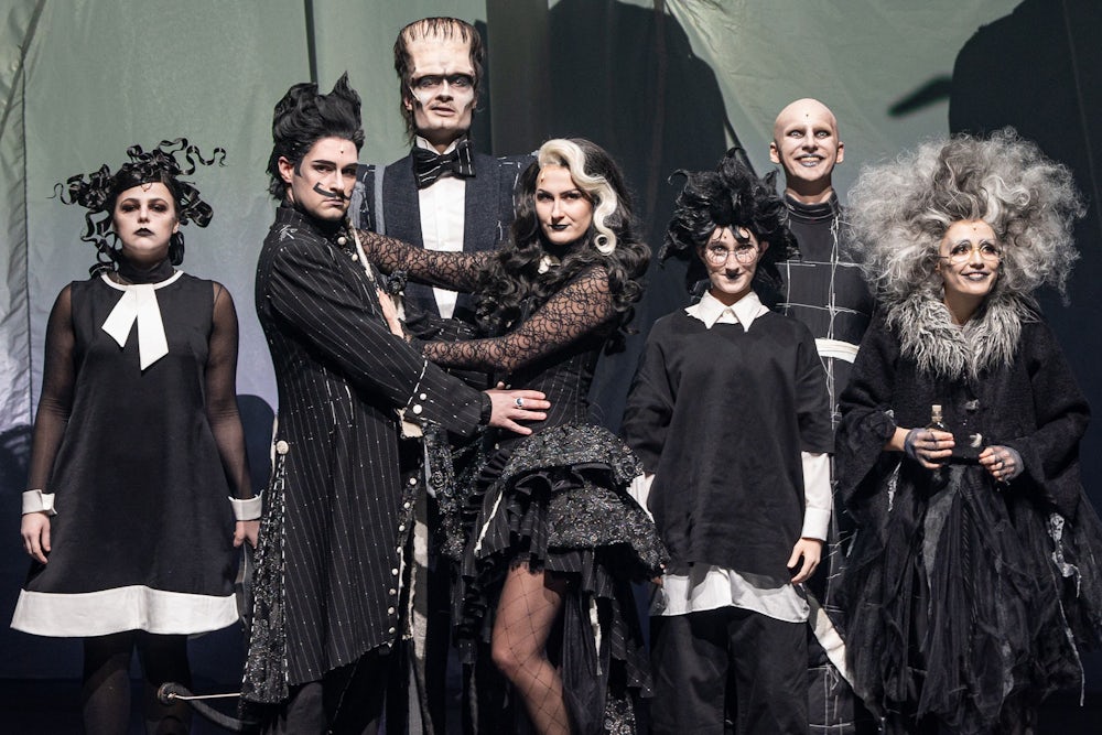 Musical der Theaterakademie August Everding: Die Addams: Eine ...