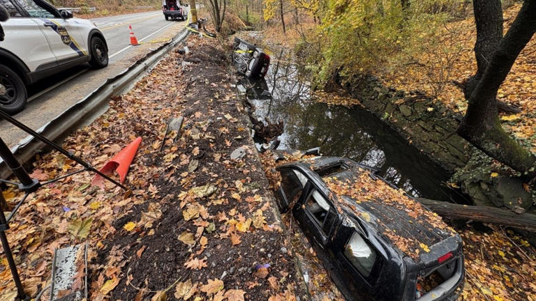SUV falls into Philadelphia creek in the same exact spot as previous crash