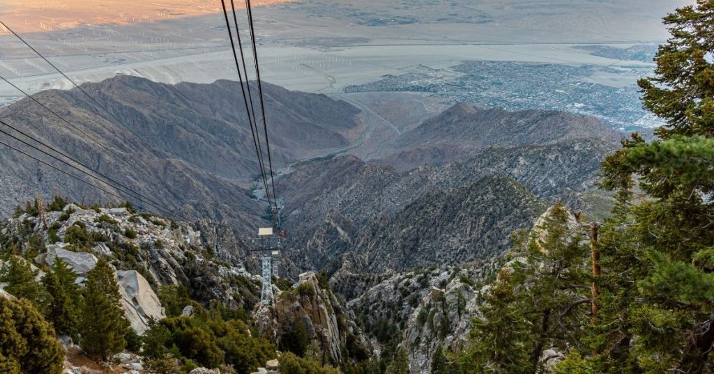 Cable car in Mount San Jacinto State Park