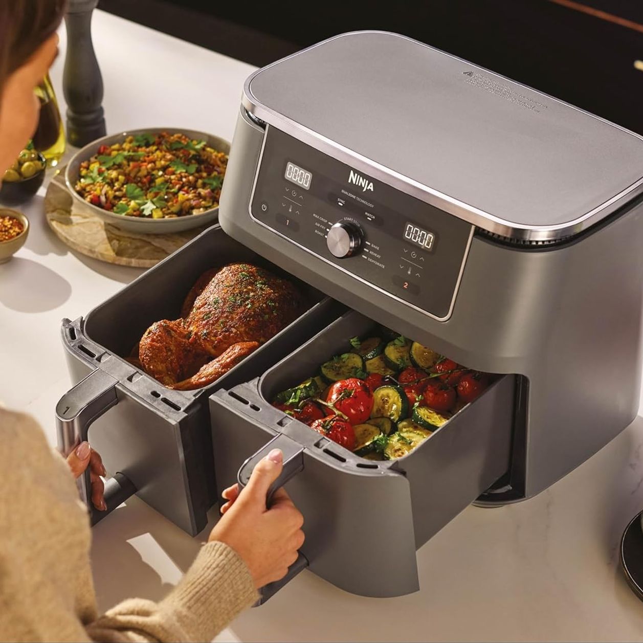 l-dition-beige-et-dor-e-de-ce-airfryer-double-tiroir-ninja-parmi-les