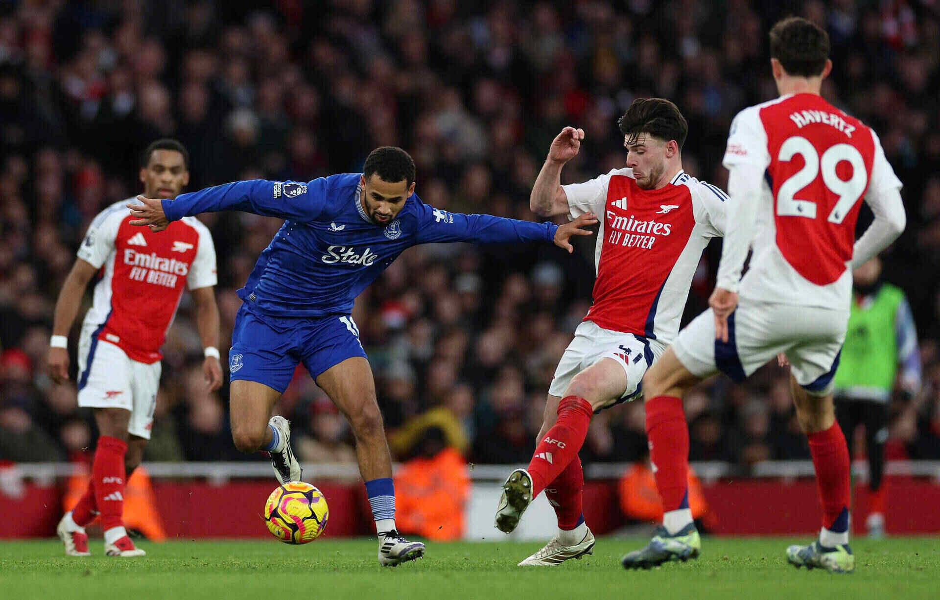Elliot Anderson có thể là Declan Rice của Man United