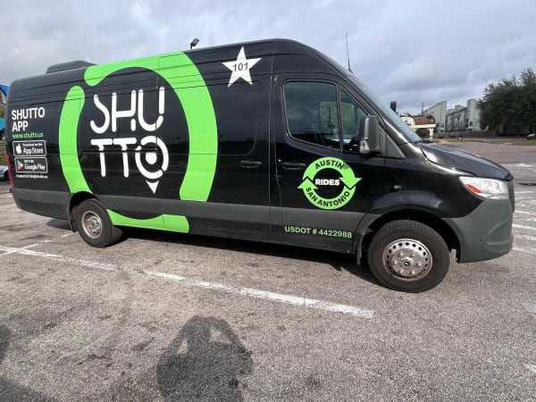 Luxury commuter van startup connects Houston with Austin and San Antonio