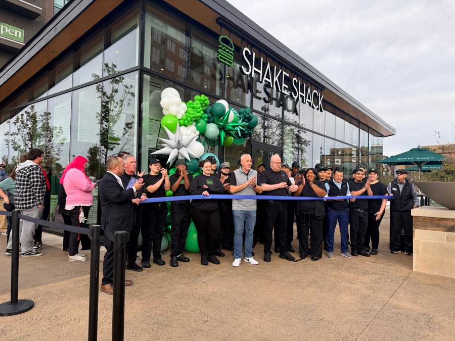 First Shake Shack in Oklahoma officially opens
